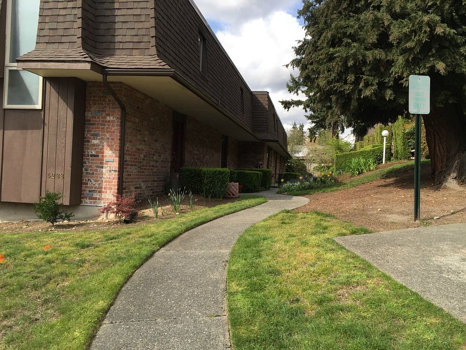 2nd image of 5233 188th St SW APT 2