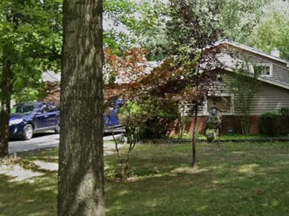 4717 Green Rd, Warrensville Heights, OH 44128