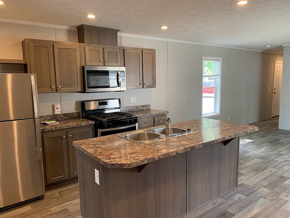 1st image of 47 Bluebird Hill Dr #270