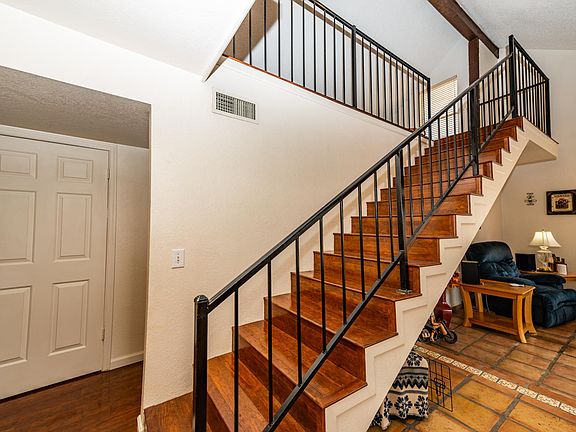 4th image of 3656 W Villa Theresa Dr