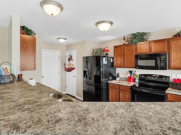 Raised overhang allows for more seating.