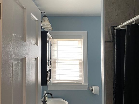 Front House Bathroom