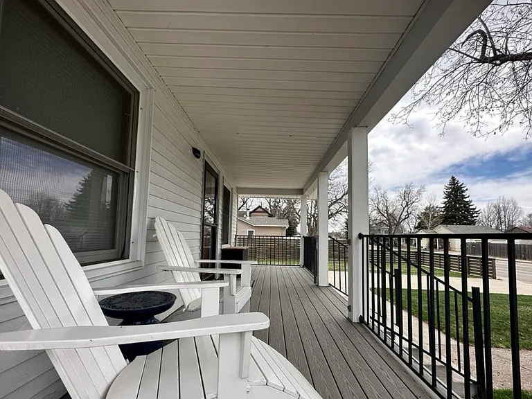 315 W 8th St — Photo 28