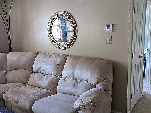 4th image of 10218 Wolfe Manor Ct