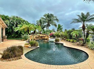11554 Sunrise View Ln, Wellington, FL 33449