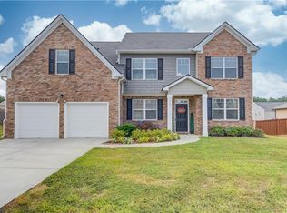 932 Nandina Ln, Loganville, GA 30052