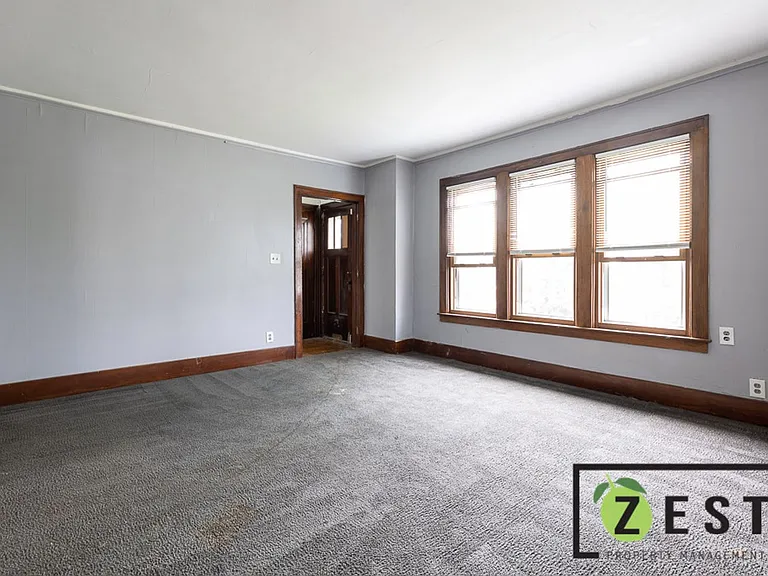 4391 Nottingham Rd #4393 — Photo 2