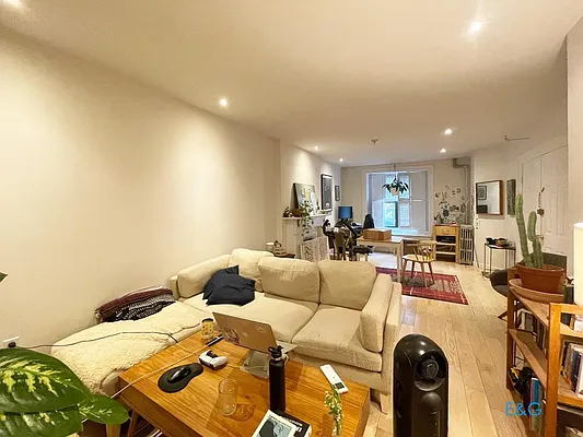 Rented by E and G Realty Group | media 53