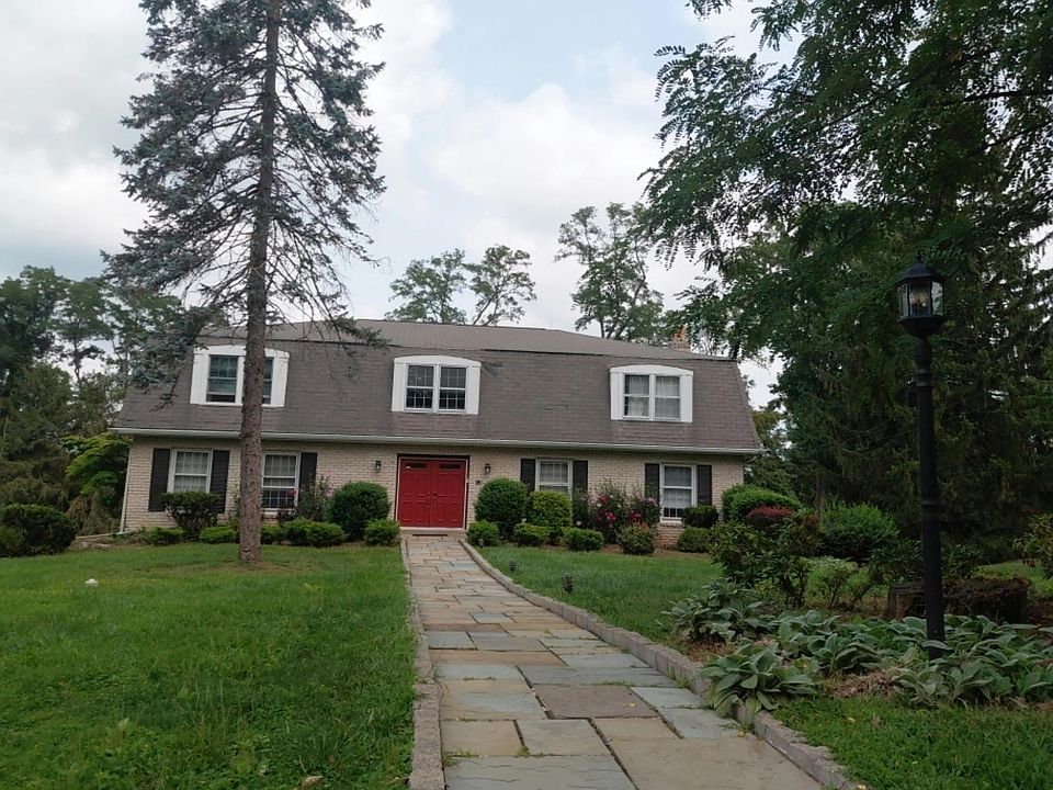 1st image of 2184 N Stone Ridge Ln