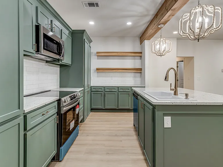1723 W Park Pl — Photo 22