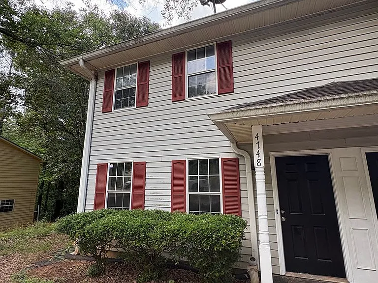 4748 Chariot Dr — Photo 1