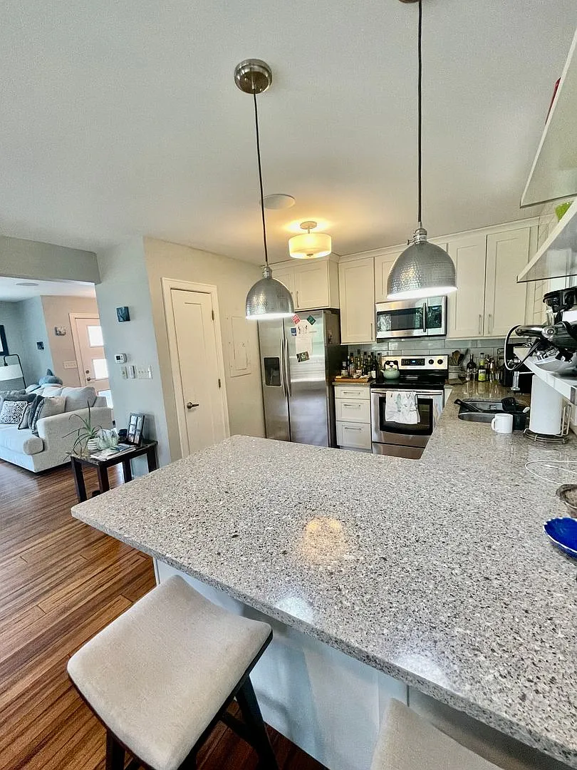 Newly Renovated Home West of the Ashley — Photo 4
