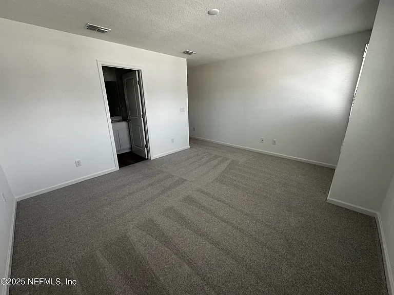 611 Holly Lakes Dr — Photo 24