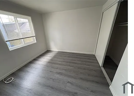 2249 Myrtle Ave — Photo 6