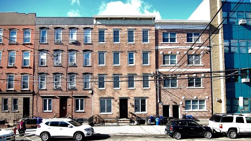 518 Park Ave #2R