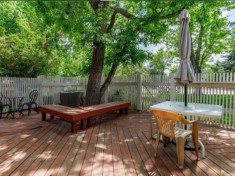 2933 S Lansing Way — Photo 35