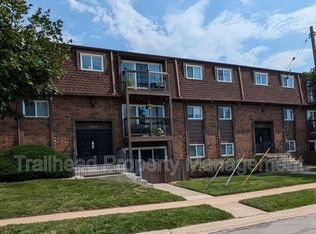 5884 W 58th St APT 301, Mission, KS 66202
