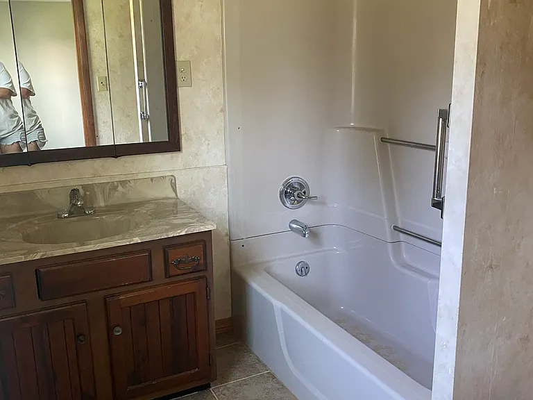 53760 Farmington Rd — Photo 6
