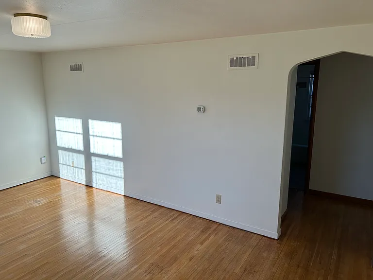 824 S 2nd Ave #2 — Photo 2