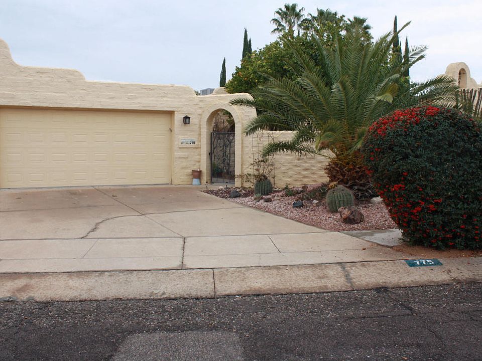 1st image of 775 W Calle Del Regalo