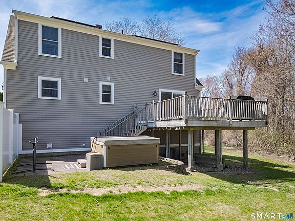 5th image of 236 Avery Hill Road