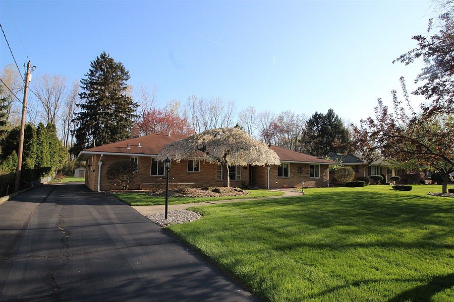 1st image of 3941 Marlaine Dr