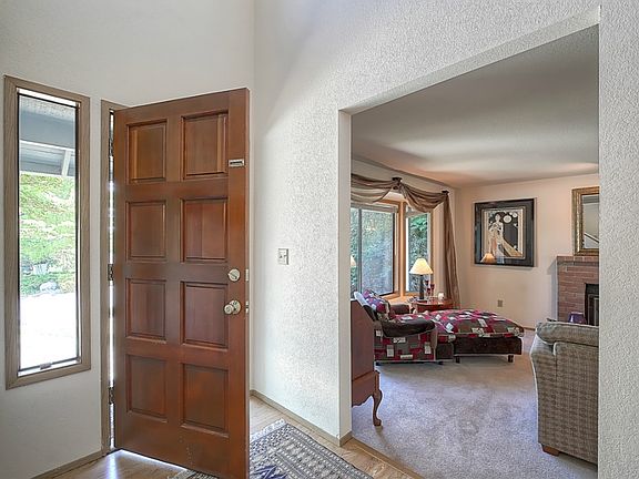 3rd image of 4307 209th Ave NE