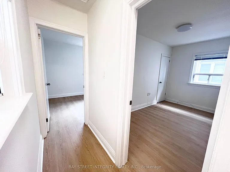 970 Briar Hill Ave — Photo 6
