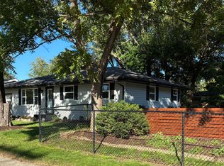 8003 Cadet Rd, Machesney Park, IL 61115