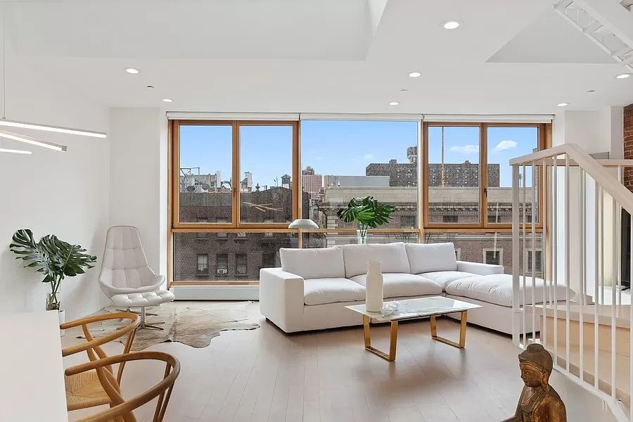 1st image of 223 W 135th St