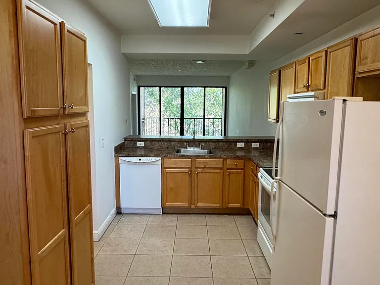6729 Coral Lake Dr #6729 — Photo 24