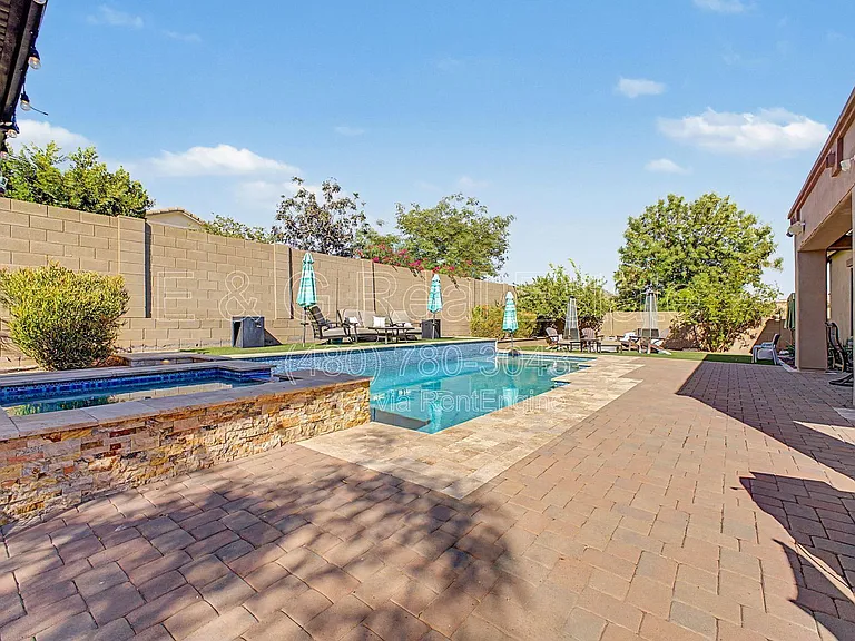5704 W Bent Tree Dr — Photo 40