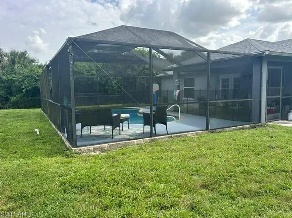 602 8th AVE, LEHIGH ACRES, FL 33972