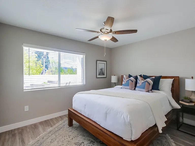 Eugene Eddy | Newly Renovated Apartment Homes — Photo 21