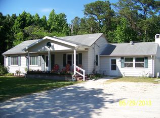 783 Sand Ridge Rd, Hubert, NC 28539