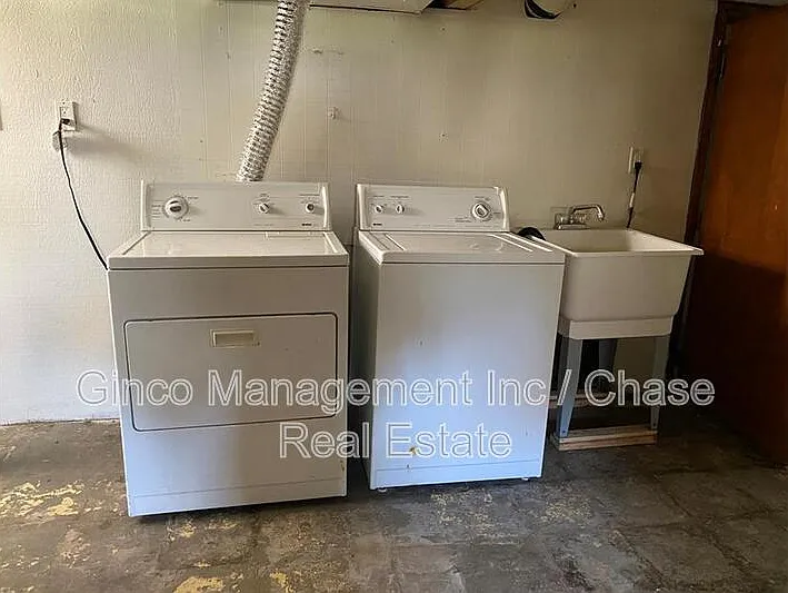 616 Vine St — Photo 6