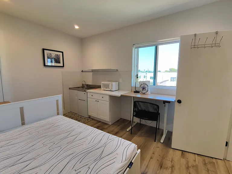 3020 S Normandie Ave #E3-2 — Photo 6