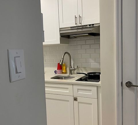 3rd image of 9 W 32nd St #4C