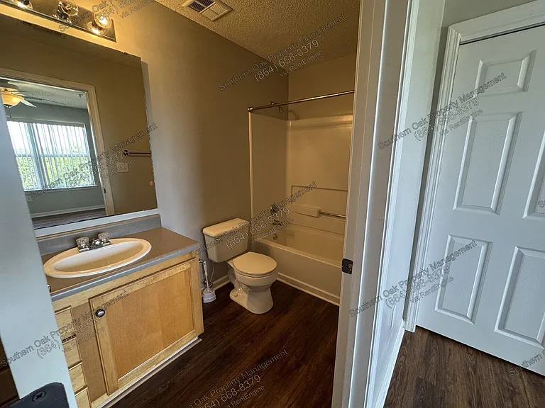 1123 Harts Ridge Dr — Photo 13