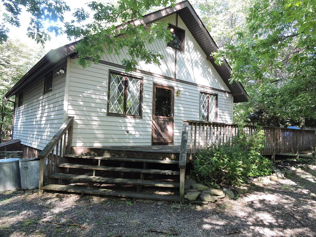 161 Motega Dr photo 1