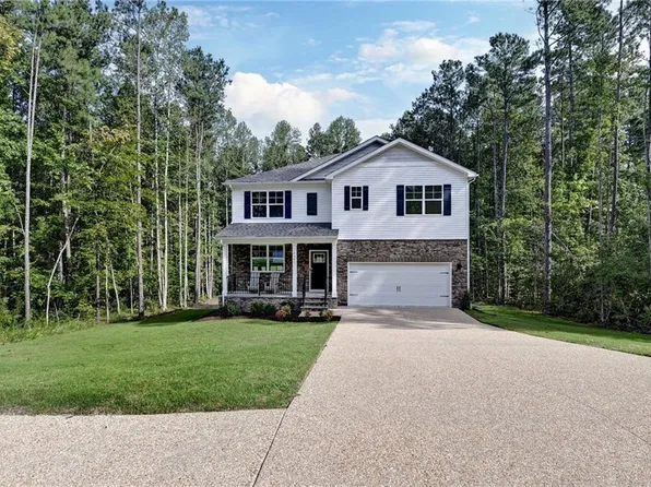 8685 Thomas Jefferson Way, Gloucester, VA 23061