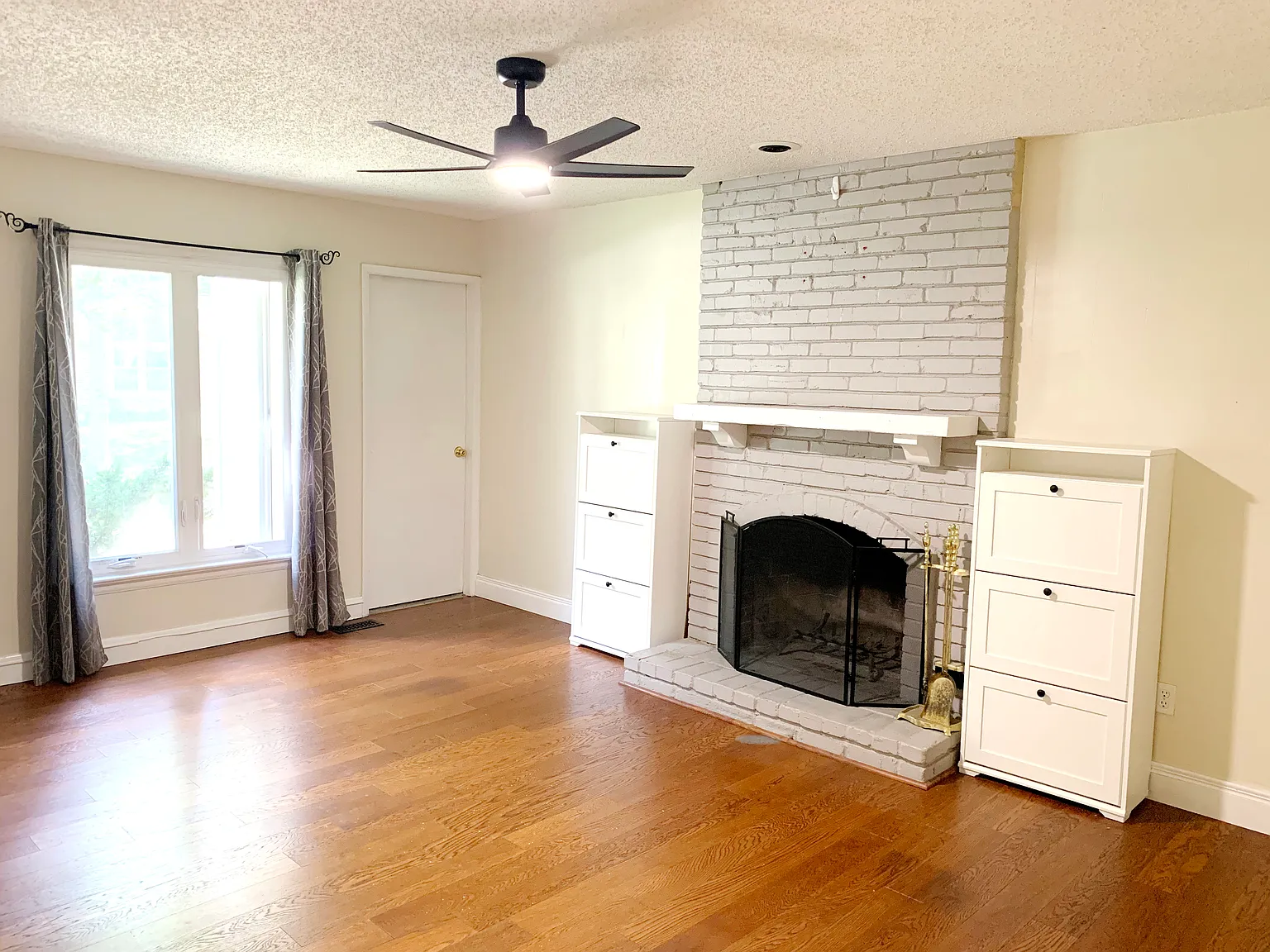 4 bed, 2.5 bath, 2341 sqft, $2,950 — Photo 4