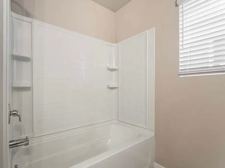 10708 Tahoma Ct E — Photo 17