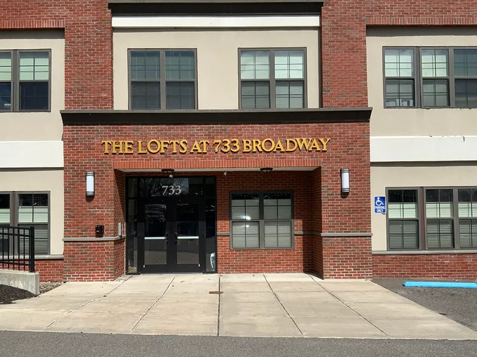 The Lofts at 733 Broadway