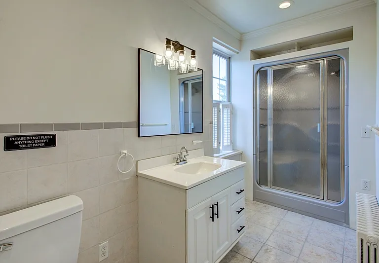 515 Locust St #2 — Photo 14