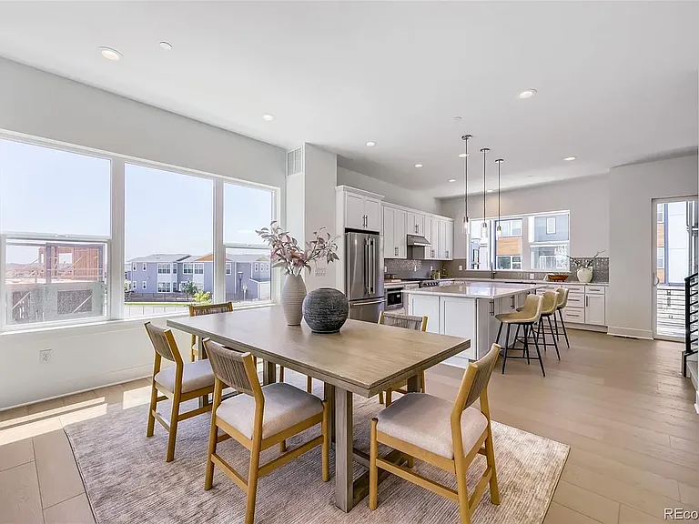 855 Superior Dr — Photo 1