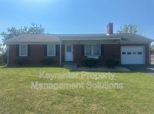 55 Sunset Blvd, Staunton, VA 24401