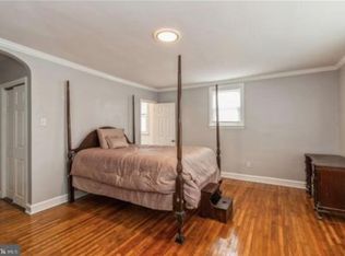 712 E Upsal St, Philadelphia, PA 19119