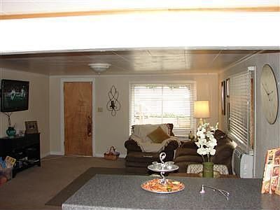 4th image of 223 16th St SE