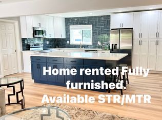 8520 Jumilla Ave, Winnetka, CA 91306